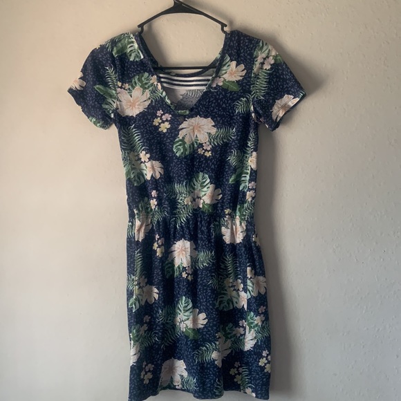 ROXY GIRL THE CLOUDS SHORT SLEEVE DRESS BLUE FLORAL PRINT DRESS size 14 - Picture 4 of 8